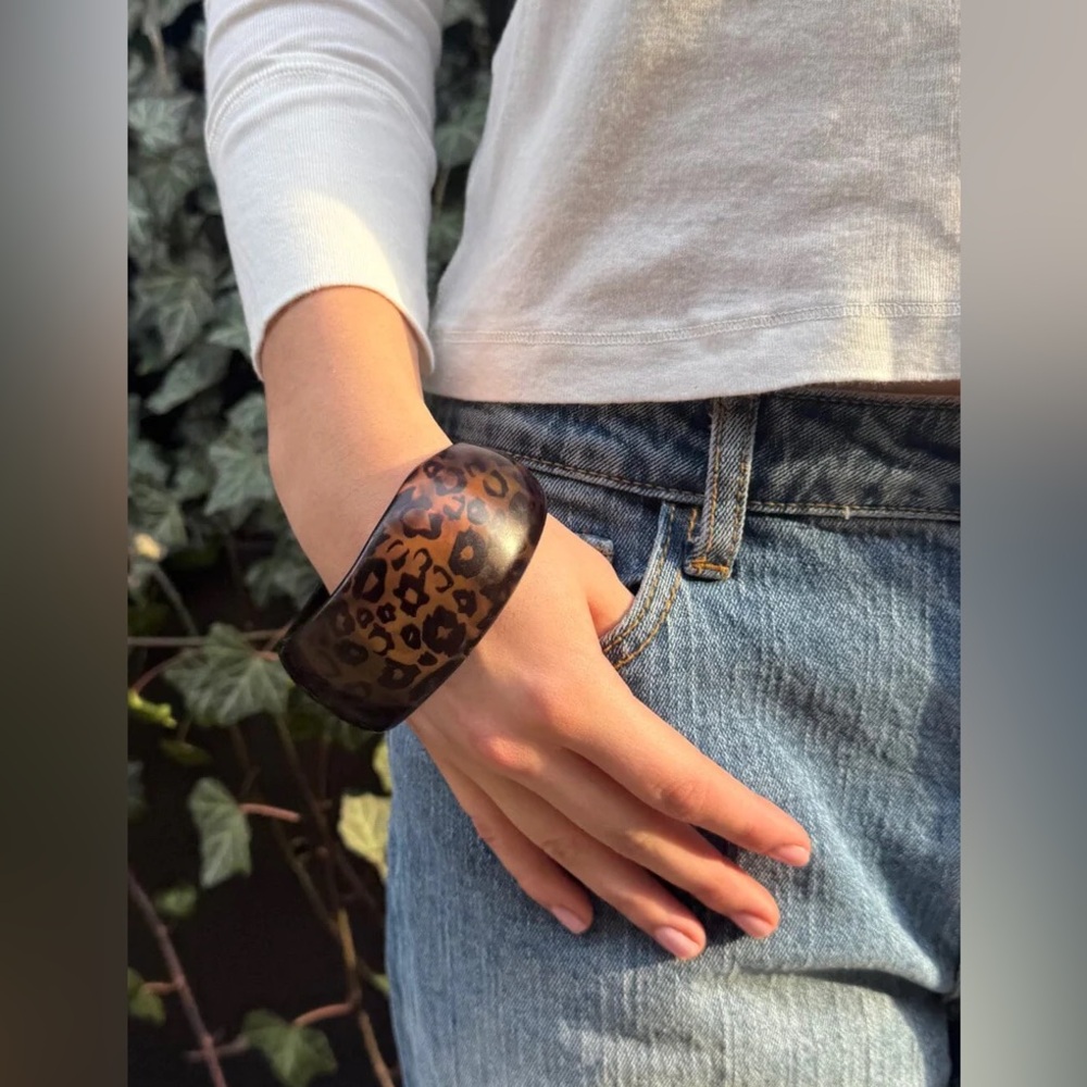 Brandy melville Leopard rigid  Bracelet